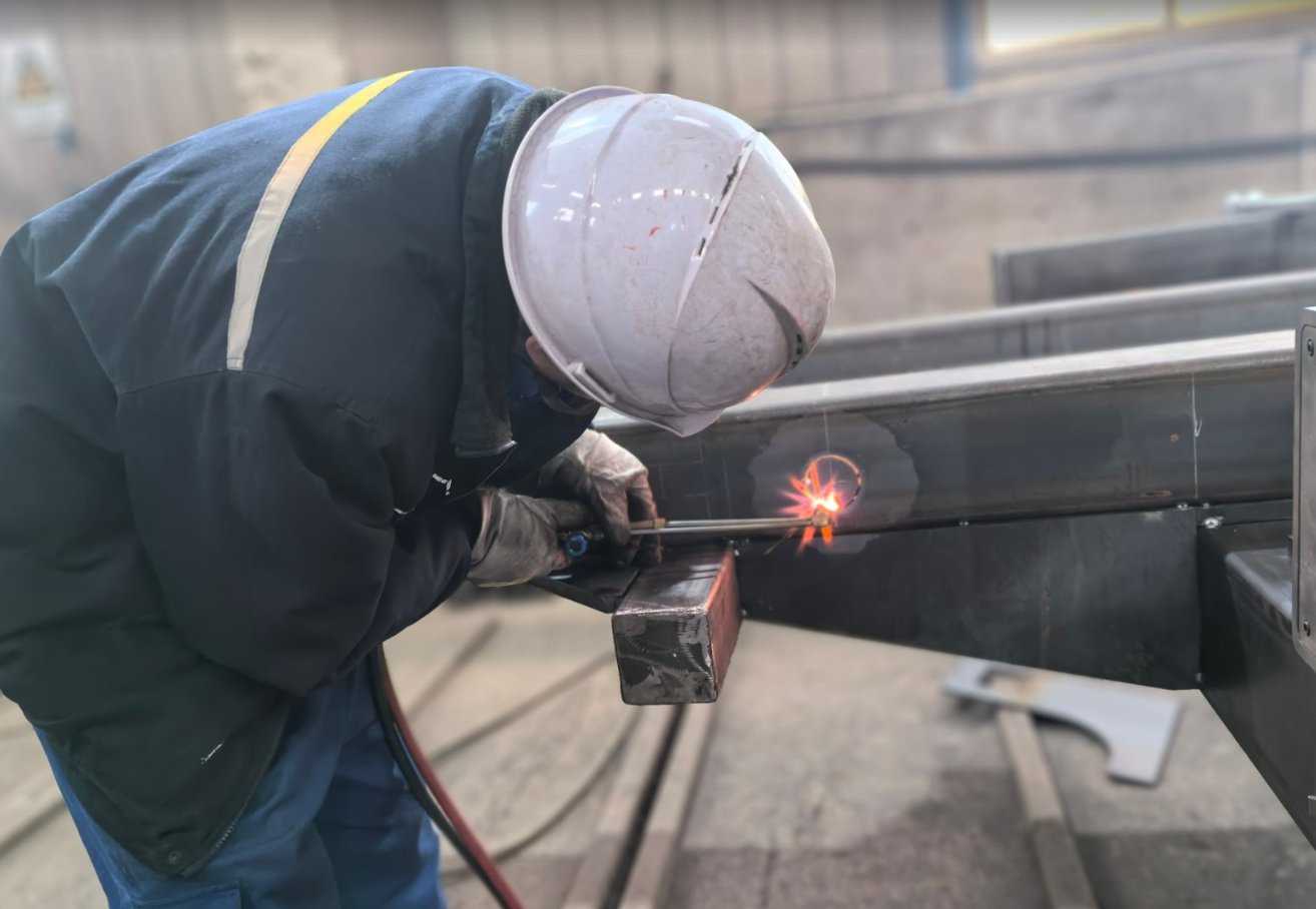 Tube Bundle Extractor Sales and Rental Services: A Flexible Solution for Industrial Maintenance Projects